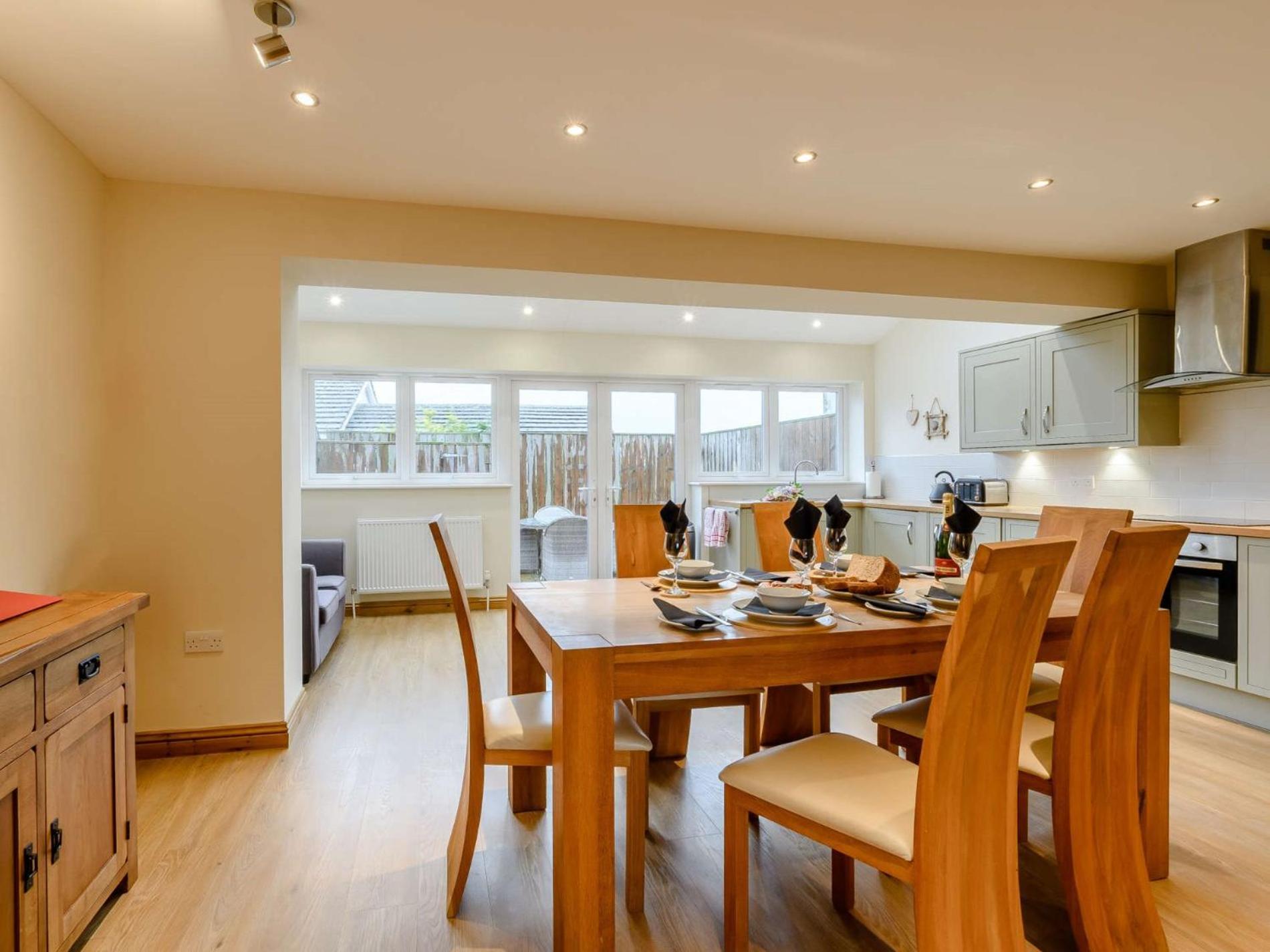 2 Bed In Bamburgh 90879 Villa Exterior photo