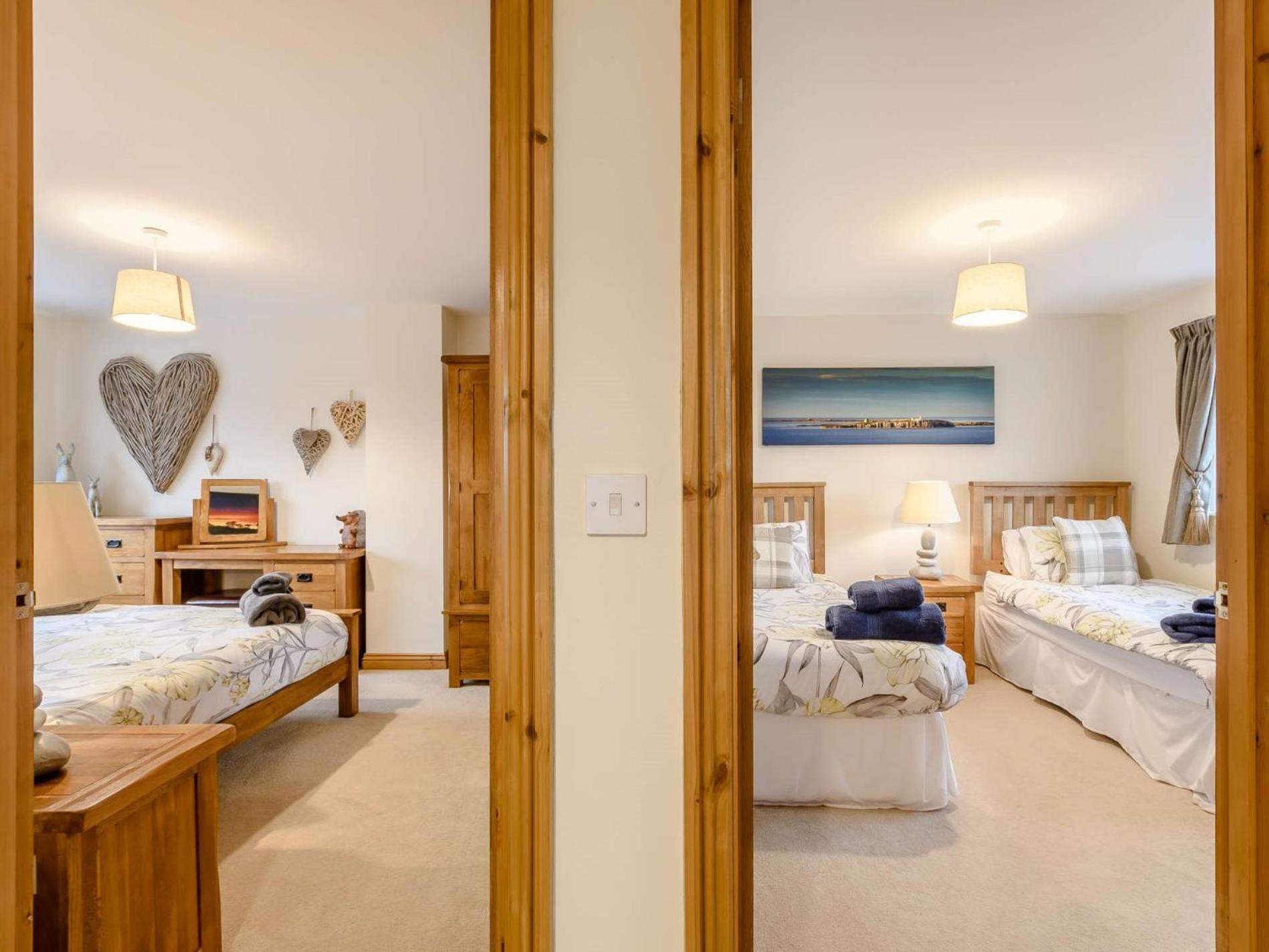 2 Bed In Bamburgh 90879 Villa Exterior photo